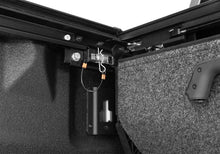 Load image into Gallery viewer, RealTruck 15-20 Ford F-150 SuperCrew/SuperCab 5.5ft Bed RetraxPRO EZ-Off FRC-4000